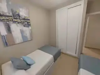 Segundo dormitorio con armario